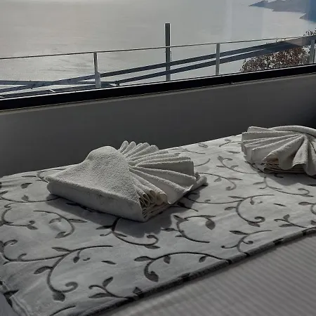 Kalli Thea * Vasiliki (Lefkada)